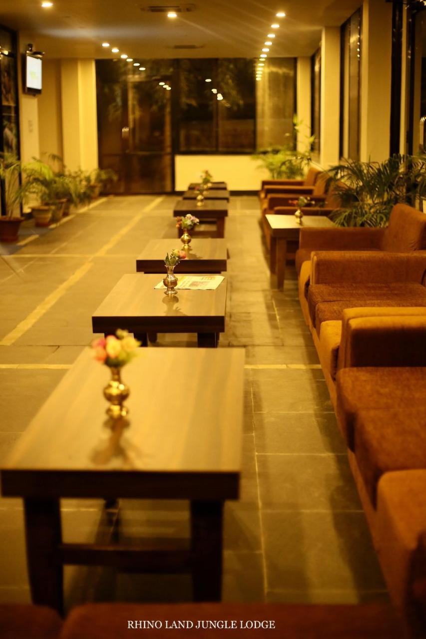 Rhino Land Jungle Lodge Sauraha Dış mekan fotoğraf